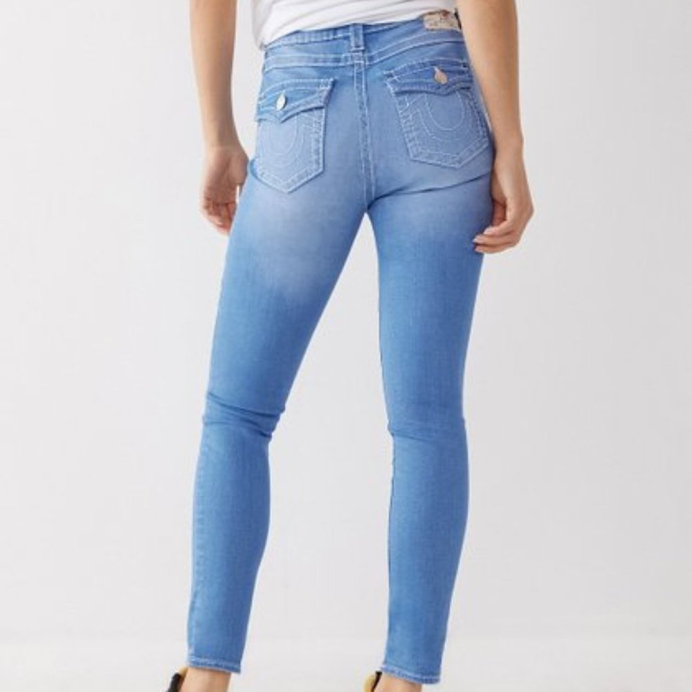 NWT True Religion Women's Jennie Mid Rise Light Wash